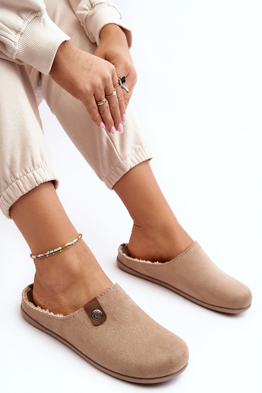 Slippers model 188661